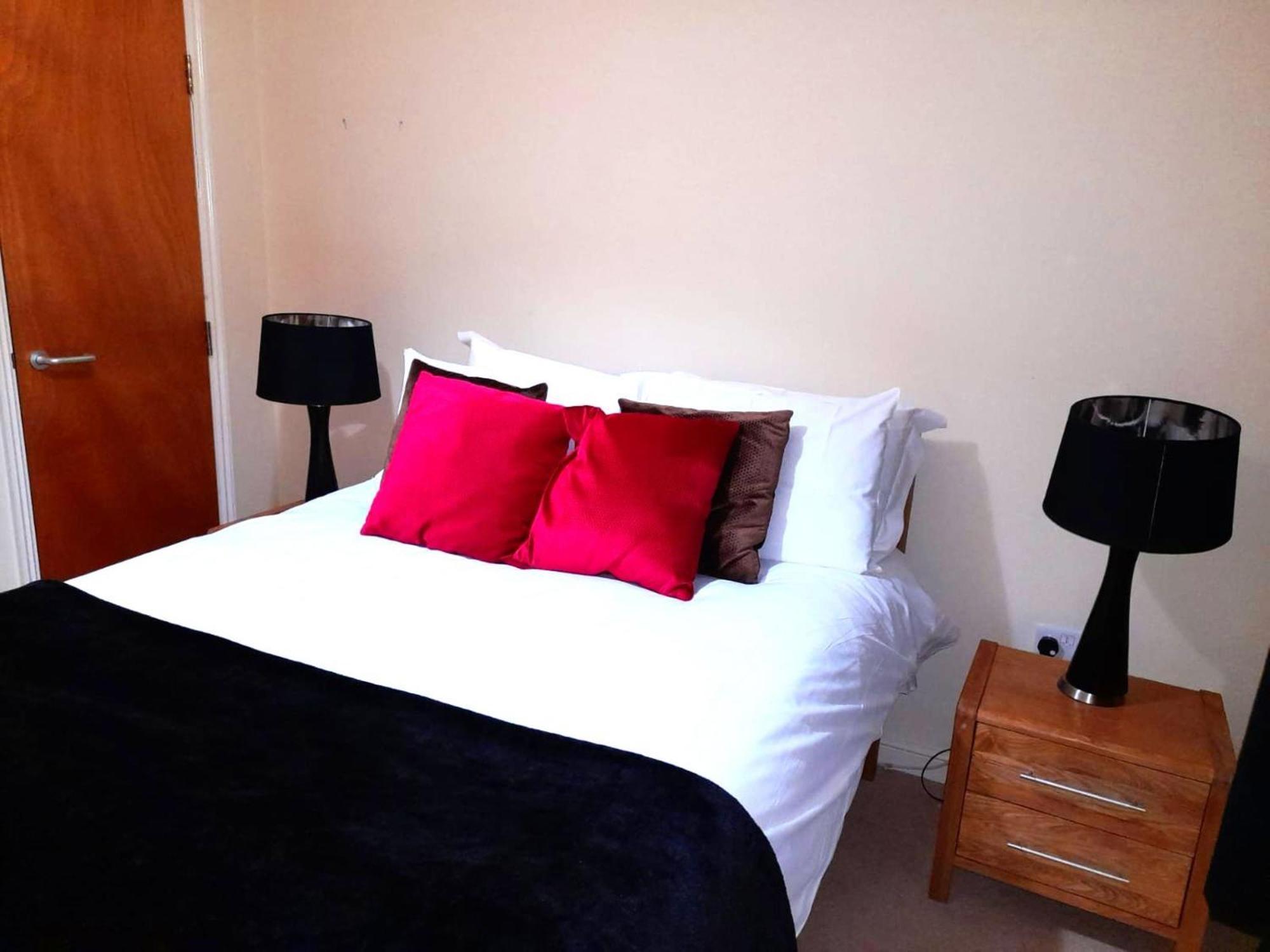 Oxford Apartment-- Free Parking 2 Bedrooms-2Bathrooms-Located In Jericho Oxford Close To Bus And Rail Station Екстер'єр фото