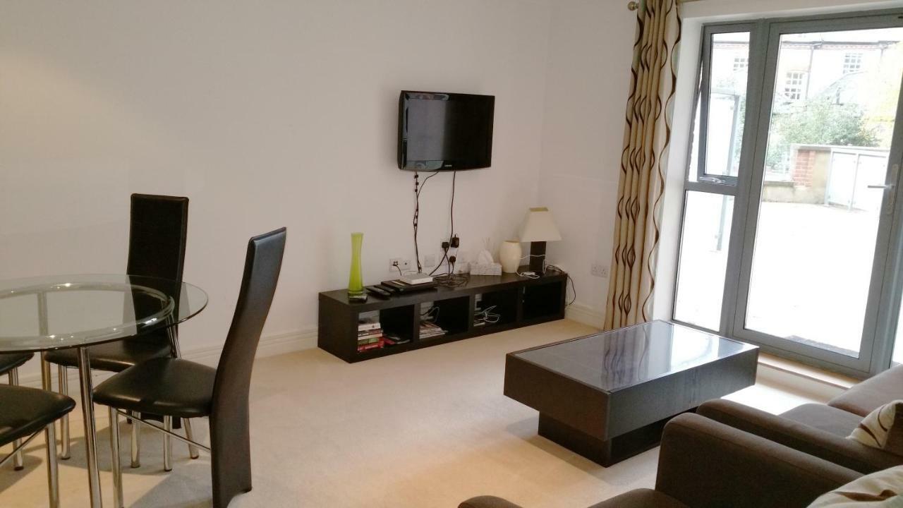 Oxford Apartment-- Free Parking 2 Bedrooms-2Bathrooms-Located In Jericho Oxford Close To Bus And Rail Station Екстер'єр фото